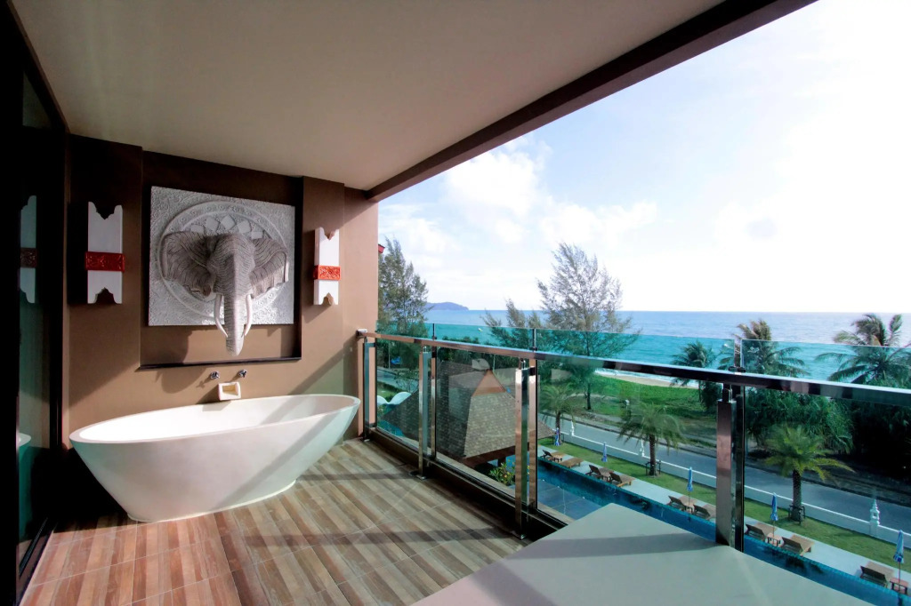 Maikhao Palm Beach Resort - SHA Plus