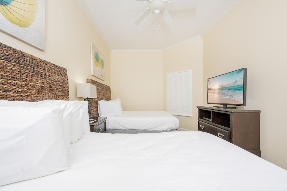 The Oasis 2710 Formerly Phoenix West Ii 2710 3 Bedroom Condo
