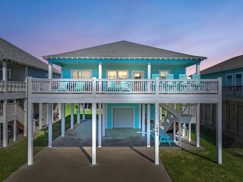 Sun Of A Beach 3 Bedroom Home