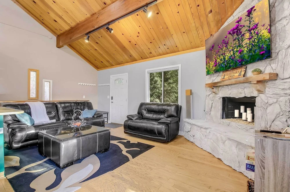 Tree-Lined Lake Arrowhead Cabin ~ 1 Mi to Village