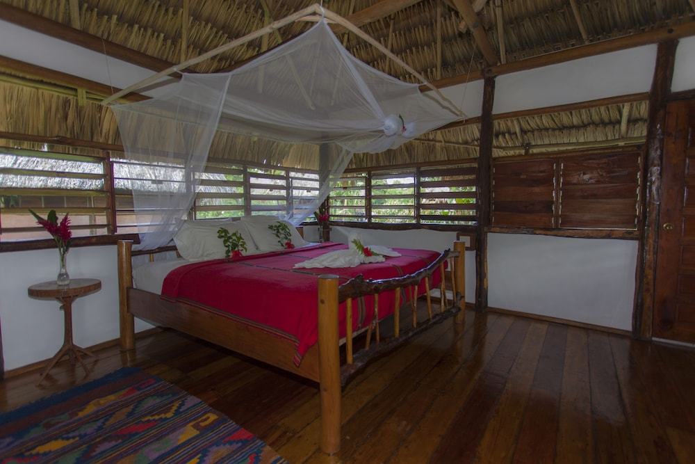 Cotton Tree Lodge