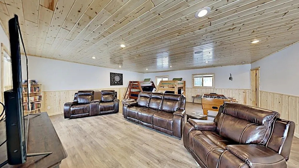 Oak Ridge Lake House