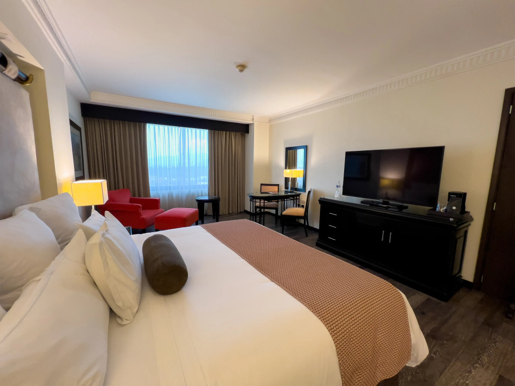 Tikal Futura Hotel & Convention Center