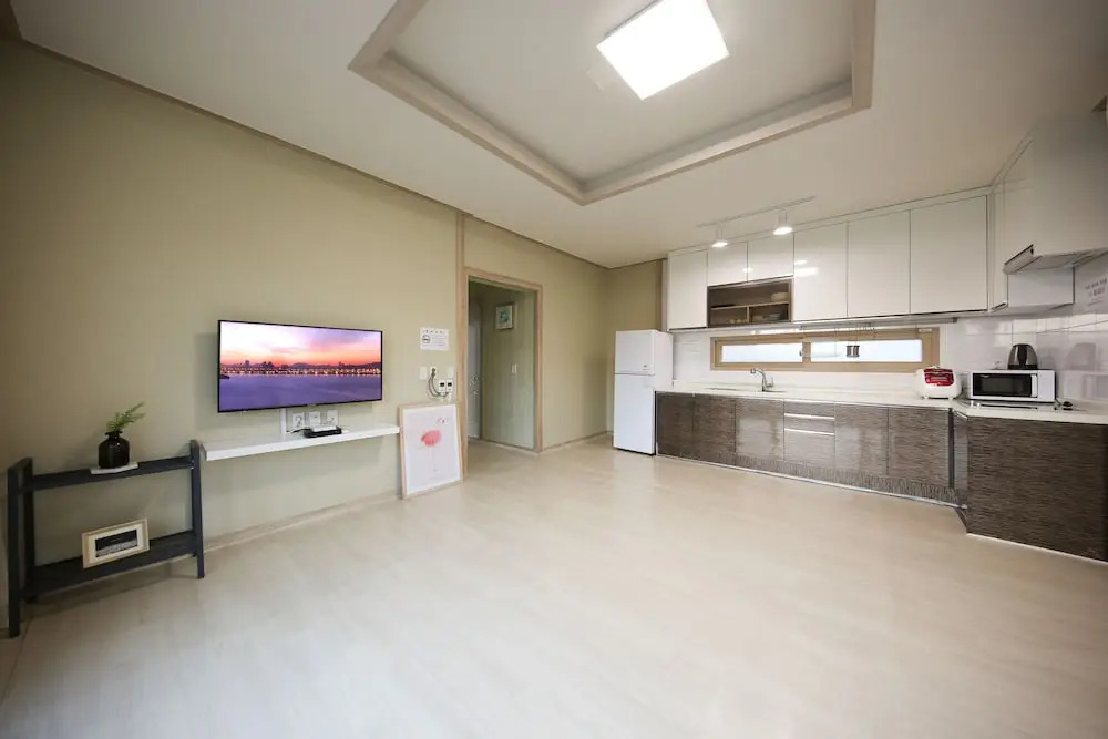 Mori House