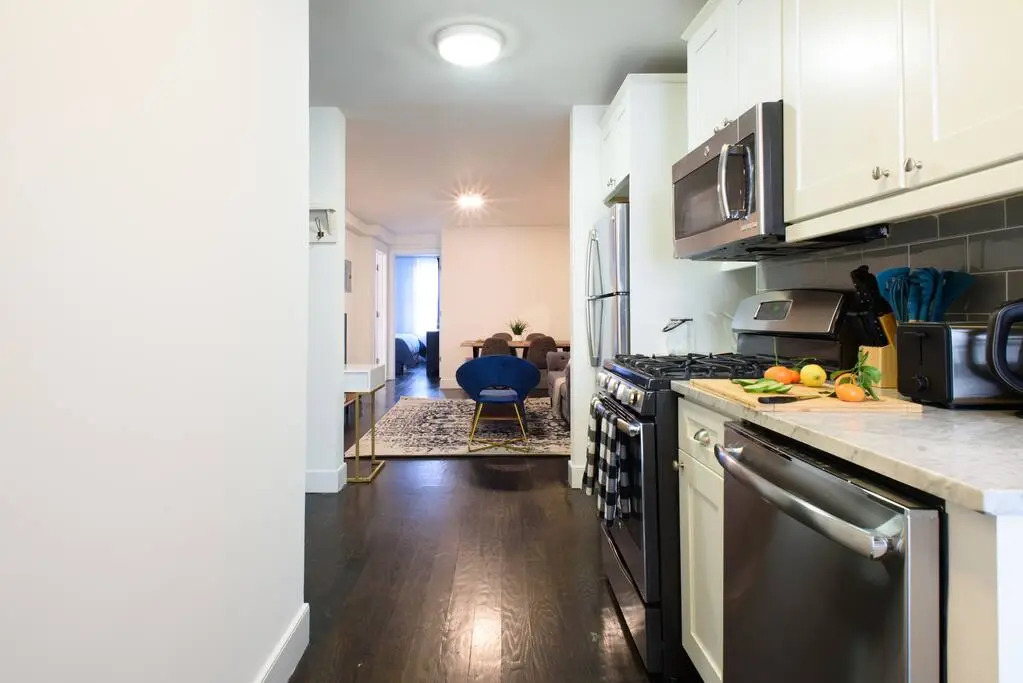 39-1 Renovated 3BR Prime Hudson Yardsarea