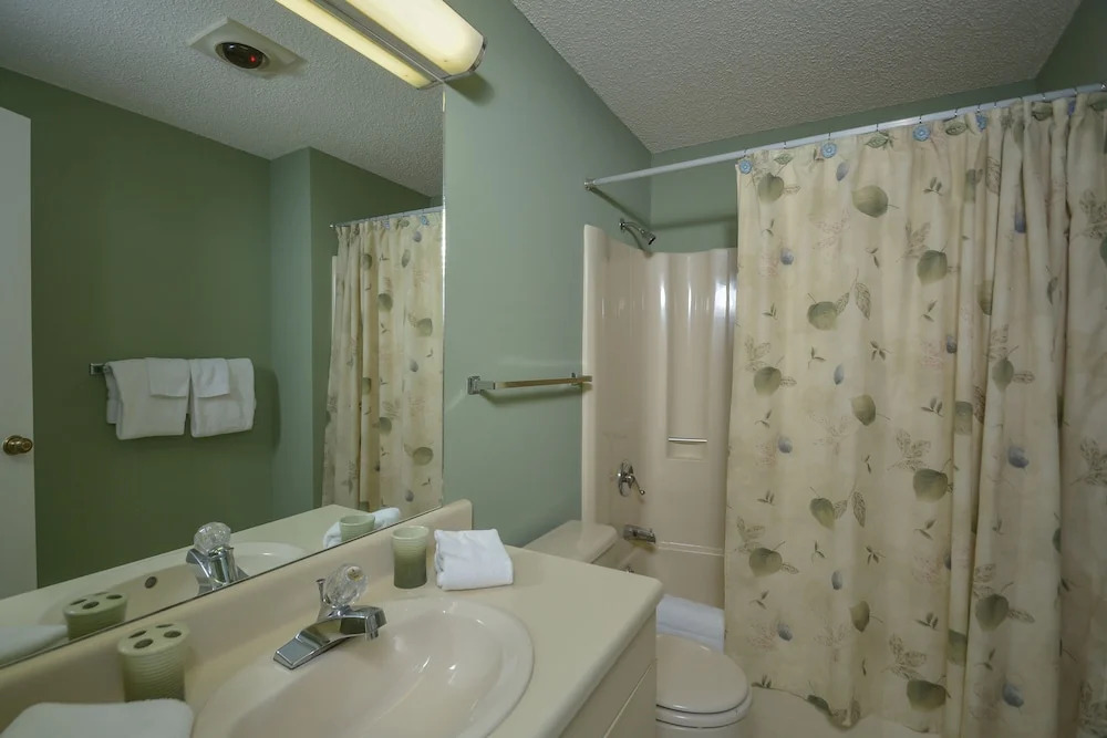 Villages of the Wisp Winding Way 2 Bedroom Townhome #34