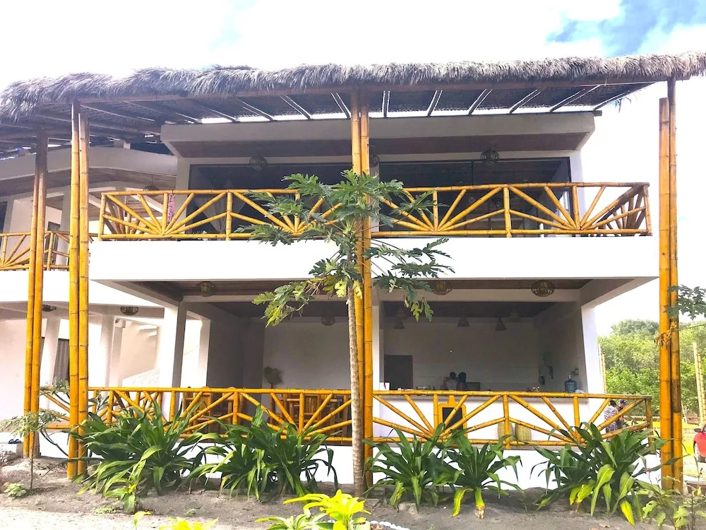 Seaside Garden Ecolodge Mompiche
