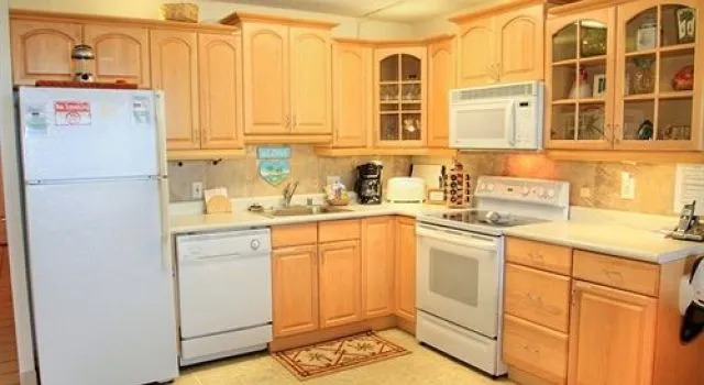 Leinaala by Maui Condo and Home