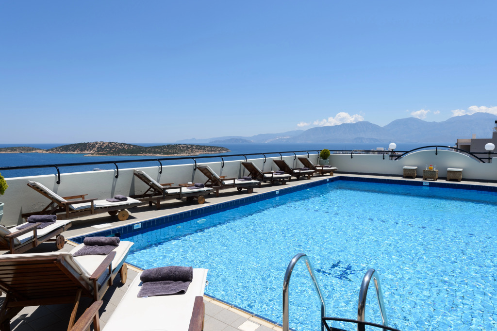 Alantha Apartments