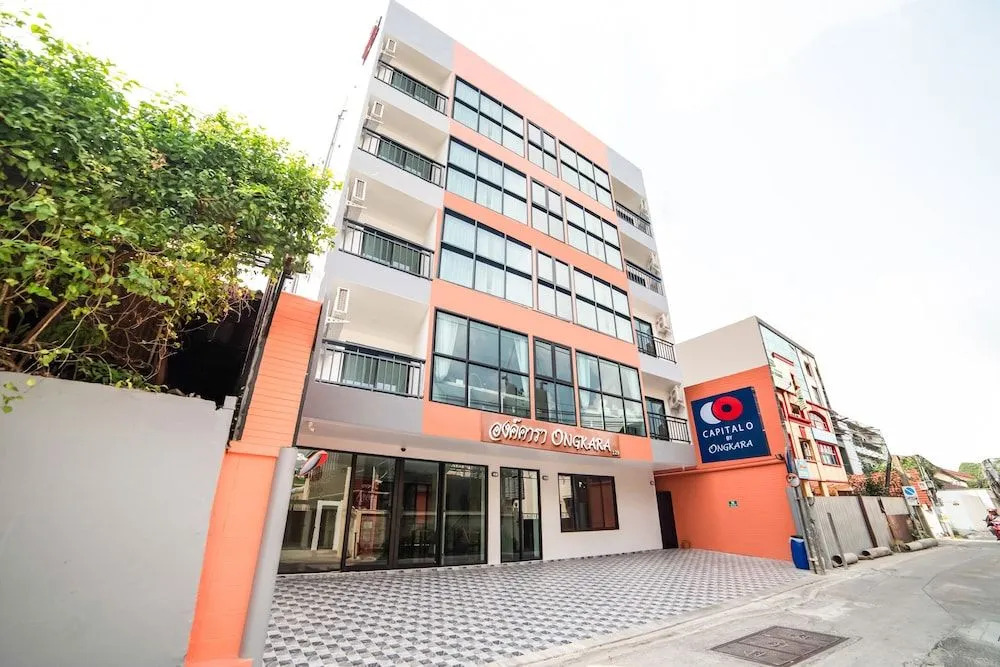 RoomQuest Sukhumvit36 BTS Thonglor