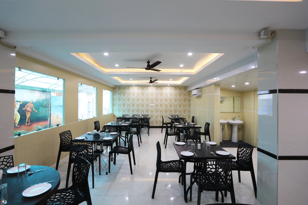 OYO 9344 Hotel Gangotri