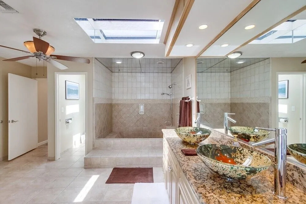 Waterfront Getaway 6 6 Bedrooms 6 Bathrooms Townhouse