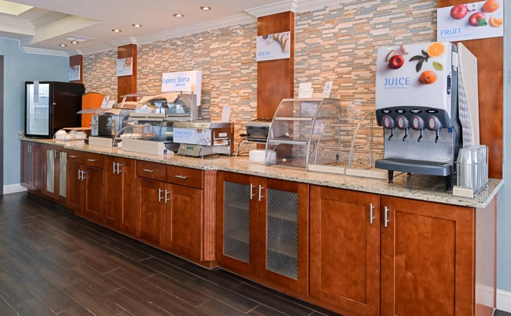 La Quinta Inn & Suites by Wyndham Bessemer