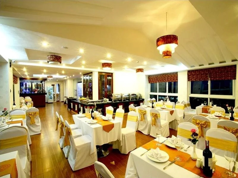 Lavish Centre Hotel