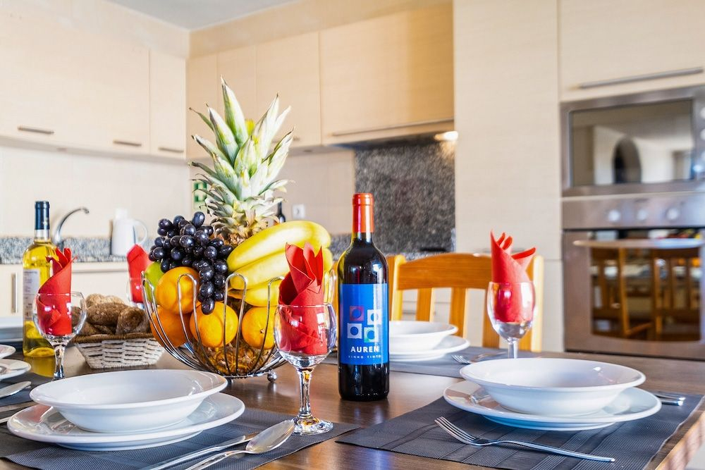Villa Las Palmas - Moradia com piscina aquecível e BBQ - Albufeira