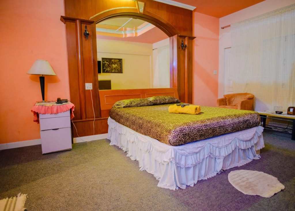 Diane Hotel