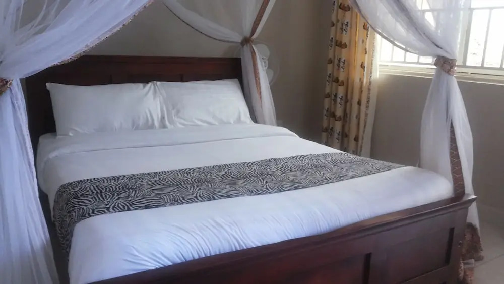 Lavic Country Resort Adjumani