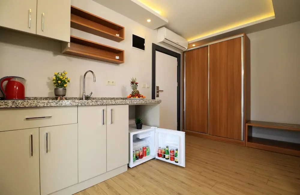 ALMIRCAN HOTEL
