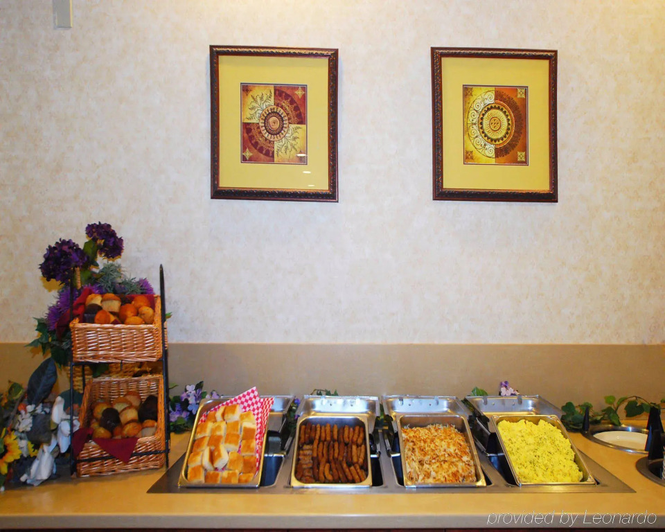 Clarion Hotel & Conference Center Colorado Springs
