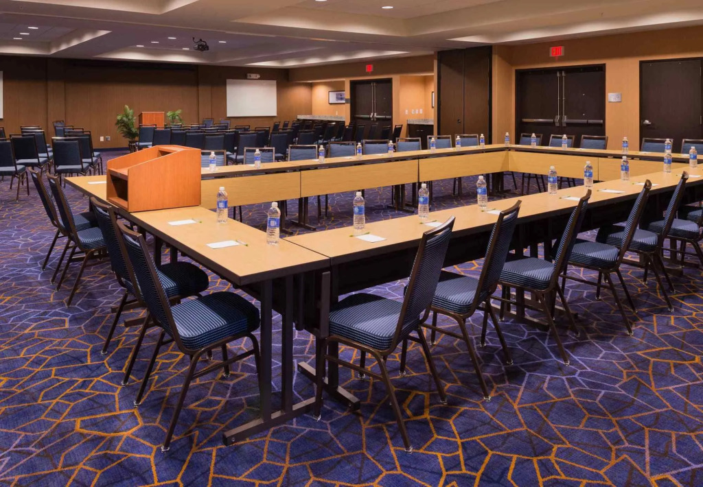 Courtyard by Marriott Hot Springs