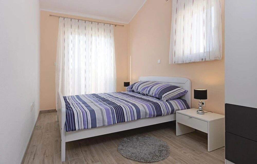 Four-Bedroom Holiday Home In Vodnjan