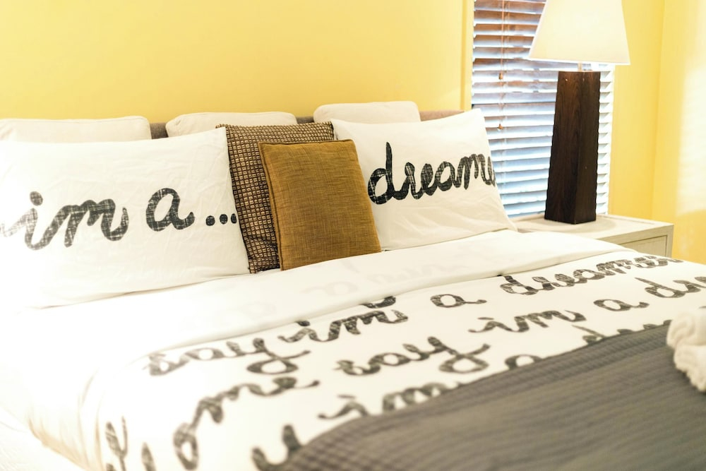 Coastal Holiday Home - Bradford 10