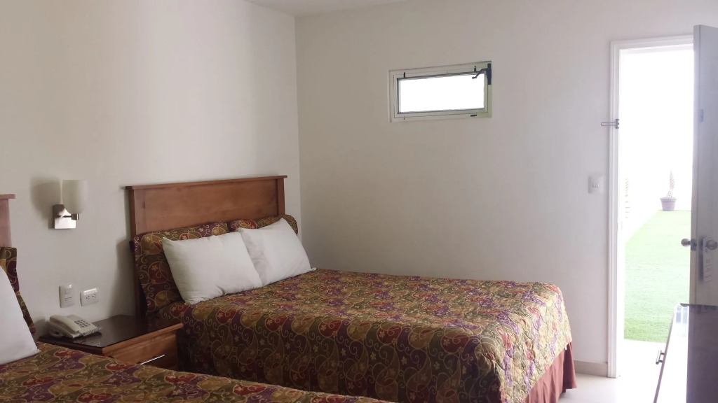 Hotel Baja