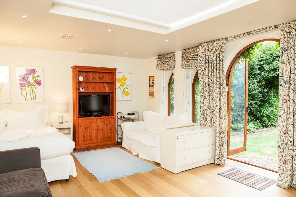 Charming Garden Studio in Shepherd's Bush