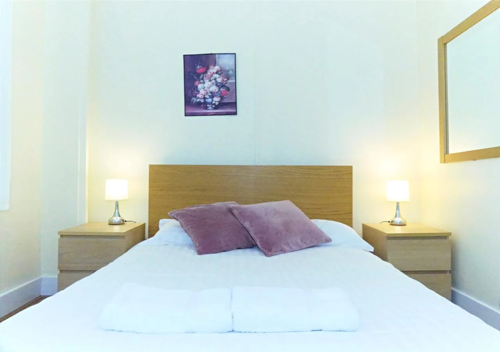 LCS London Bridge Apartments