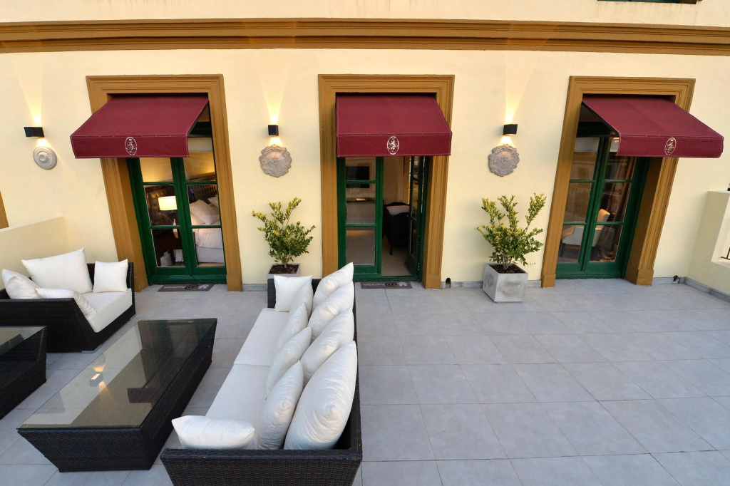 Real Hotel Lujan