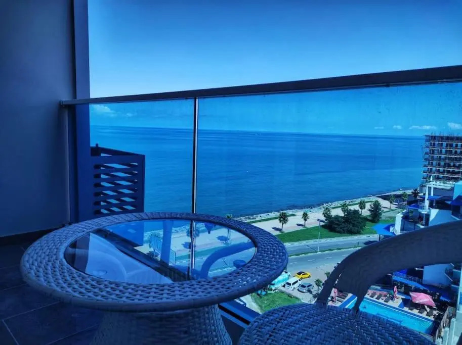 Leo Group Luxury Apartment 13-272A Sunrise Batumi