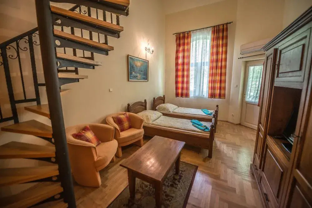 Pater Apartments