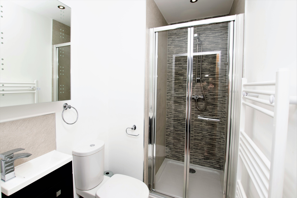 Your Apartment | Bristol Rowan Tree - No.7