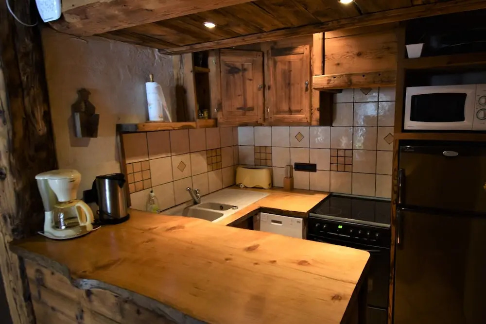 VAUJANYLOCATIONS - Chalets Clovis I & II