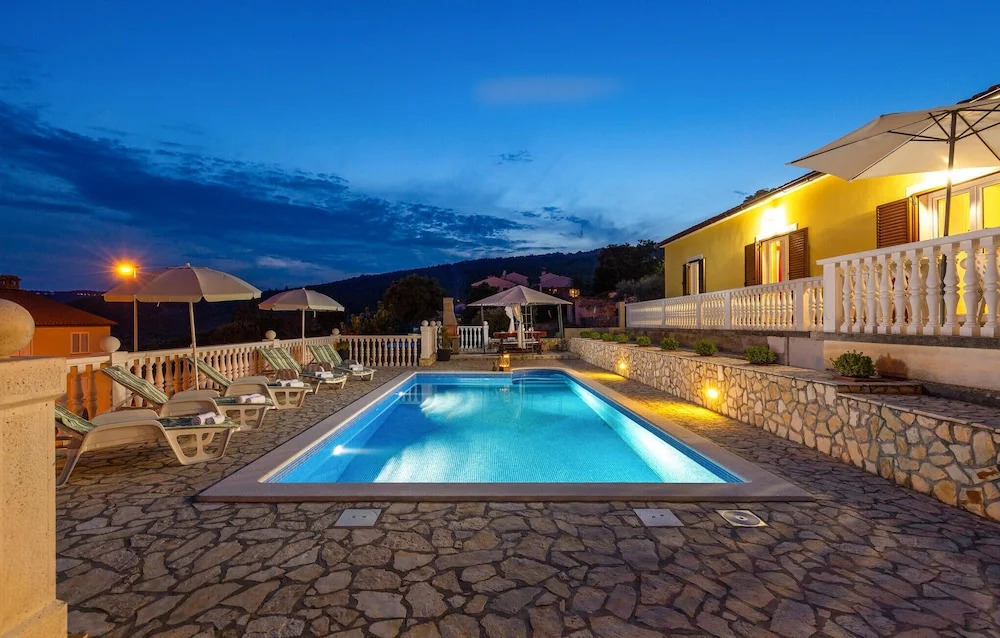 Amazing Apartment In Rabac