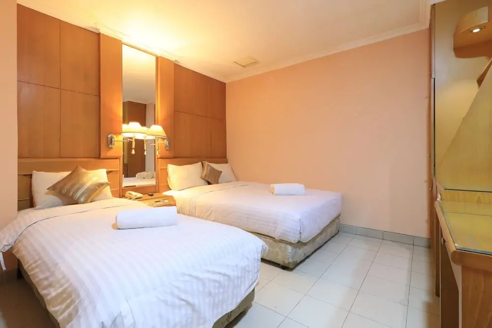 Urbanview Hotel P Residence Asemka
