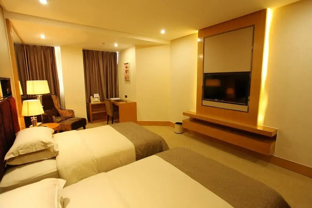 Yinwan Hotel - Shiqian Branch