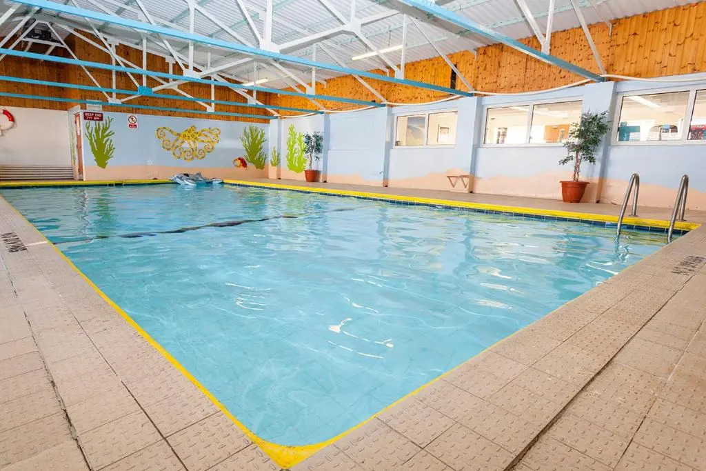 46 Gower Holiday Village with Swimming pool