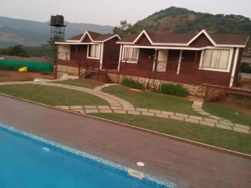 Green Velvet Resort-Near Pawna Lake