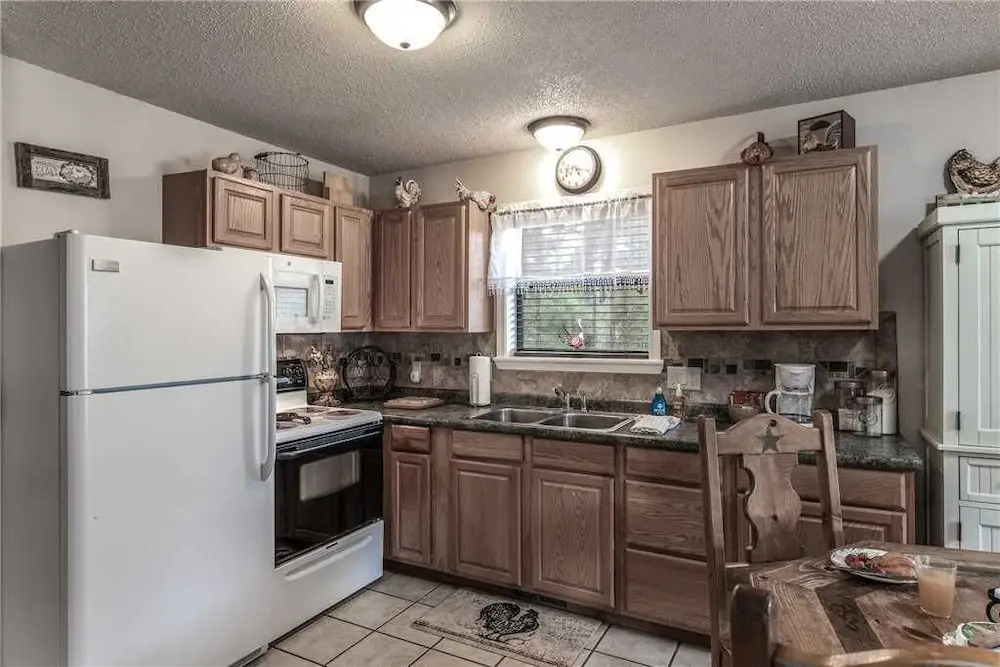 Horse Feathers, 3 Bedrooms, Pool Table, Sleeps 6