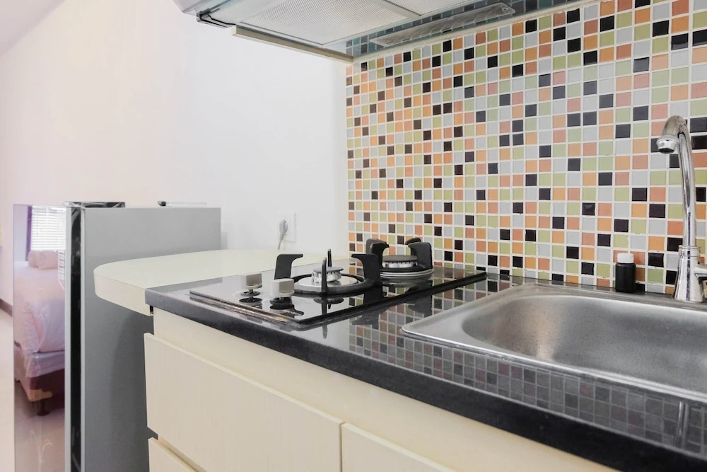 Best Price Studio Apartment at 19 Avenue