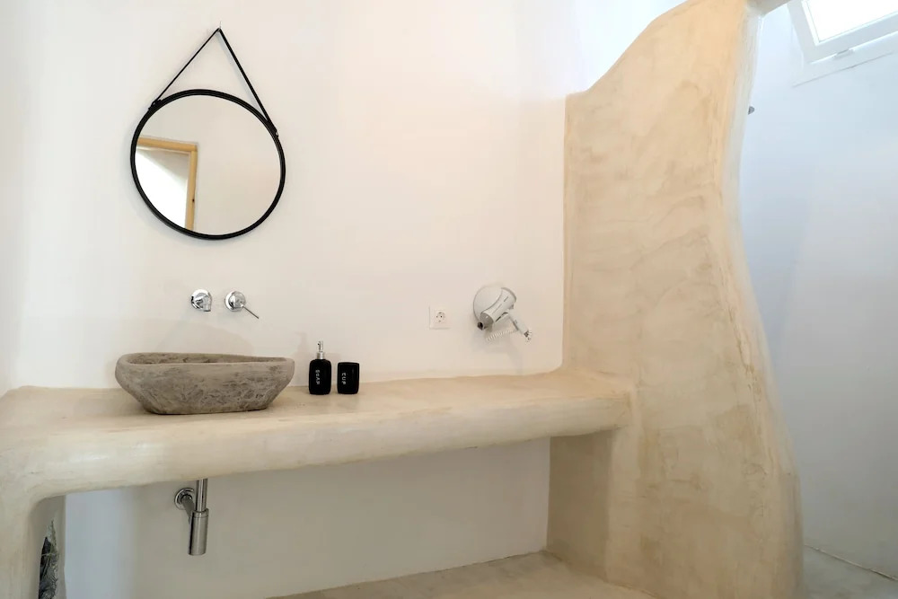 Irida Vacation Suites