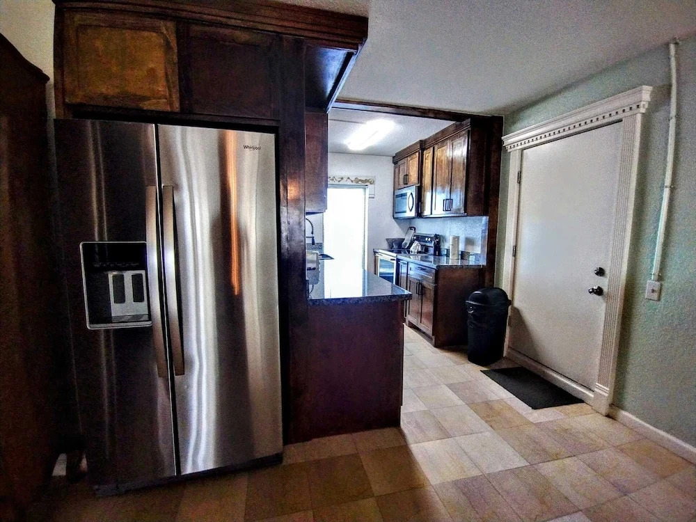 Landfall Towers 71 Minium 2 Bedroom Condo by RedAwning