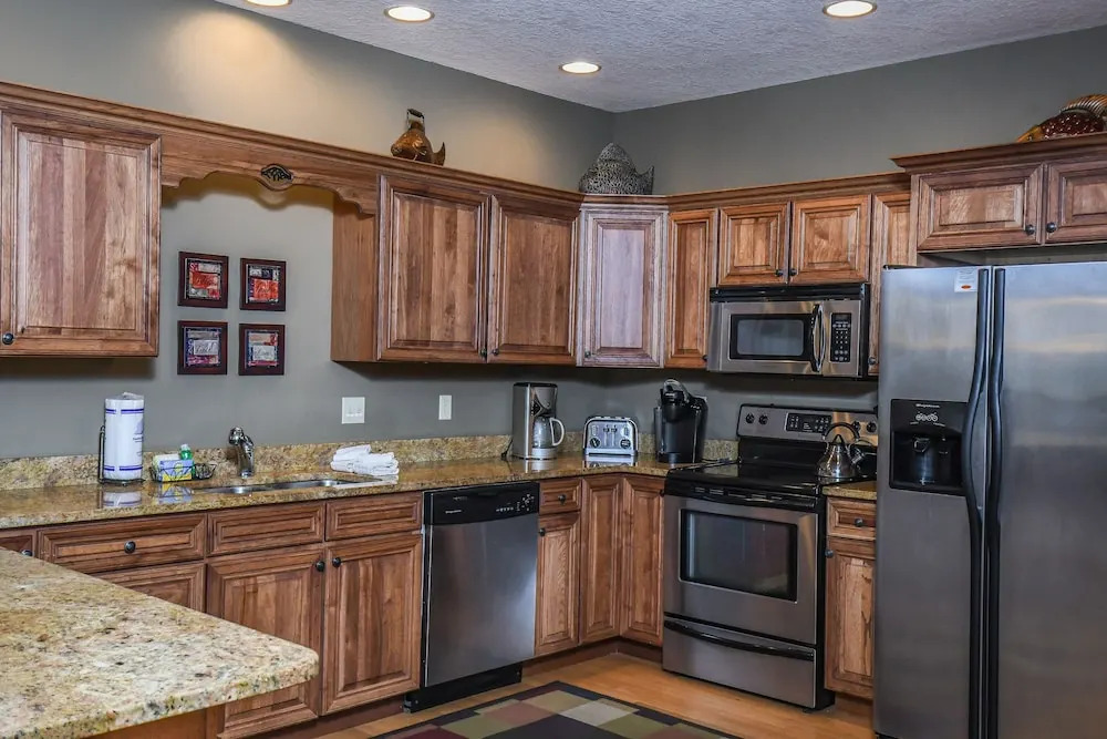 Breathe Easy 5 Bedroom Townhome