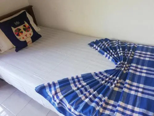 BLUE MOON - Kandy Cheap Guest House