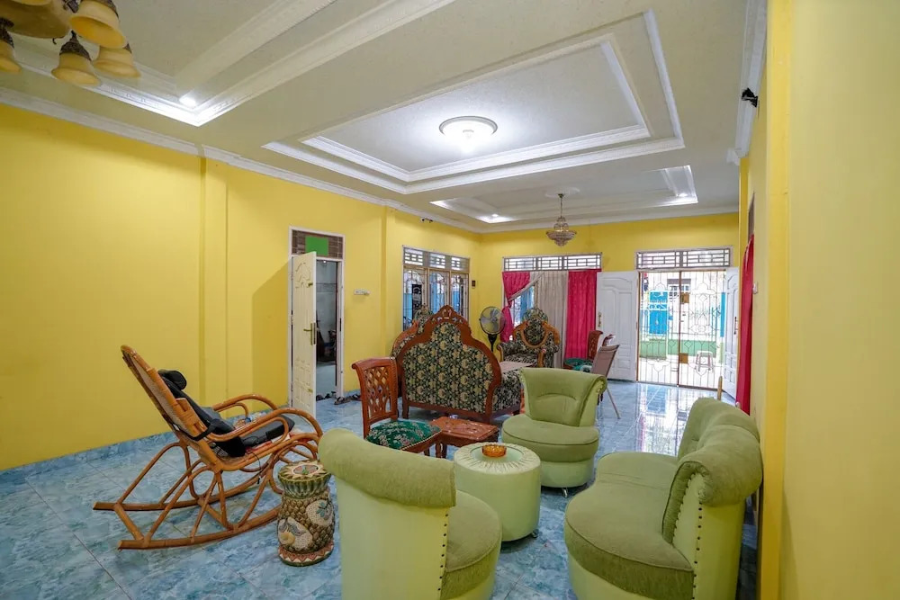Alam Lestari Homestay by OYO Rooms