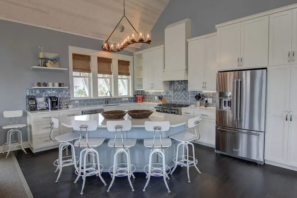 Coastal Charm 258 HI