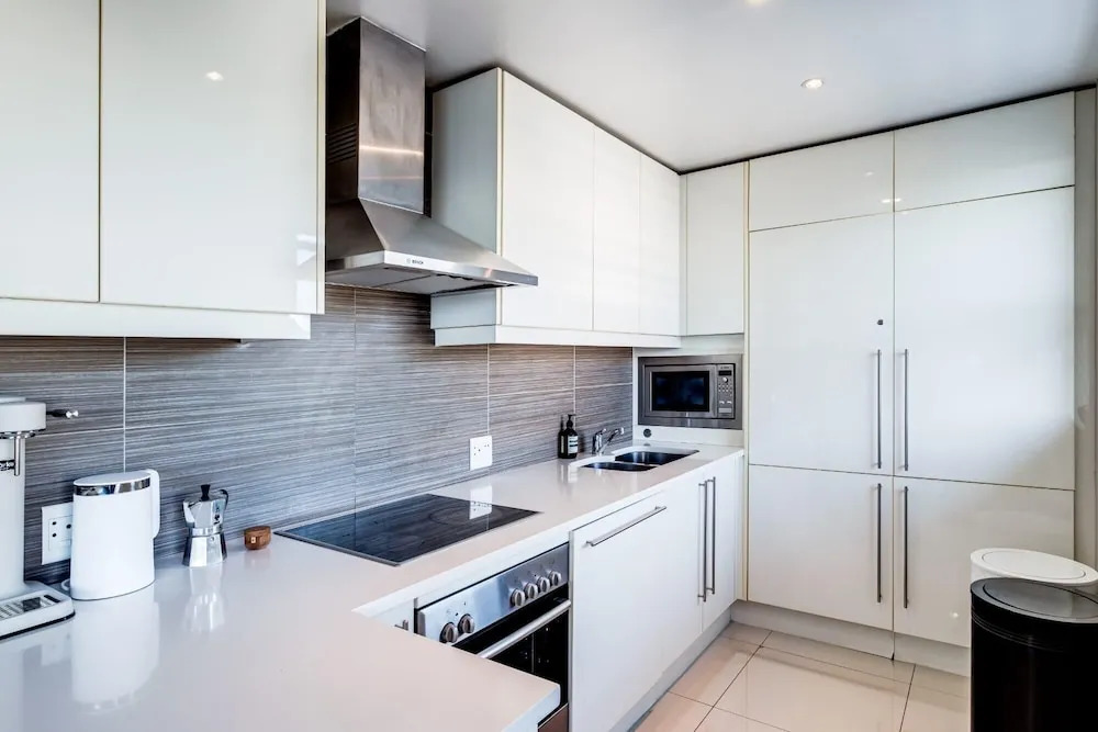 Extraordinary Stay in Mouille Point The Apartment