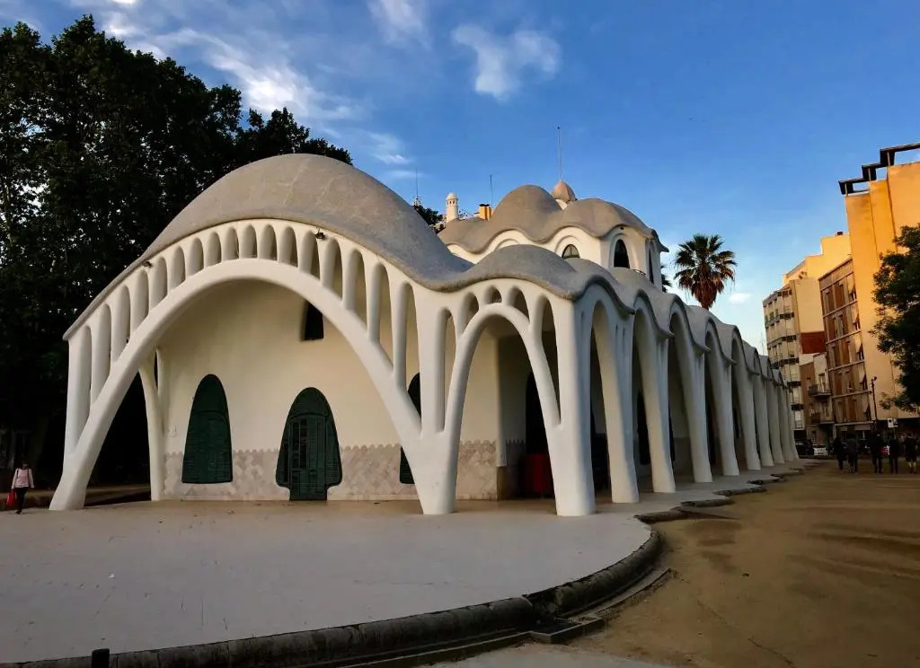 Piso céntrico con Parking a 20min de Barcelona