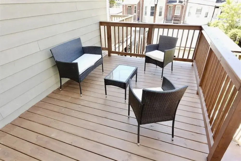 Pristine Petworth Family Home w Street Parking